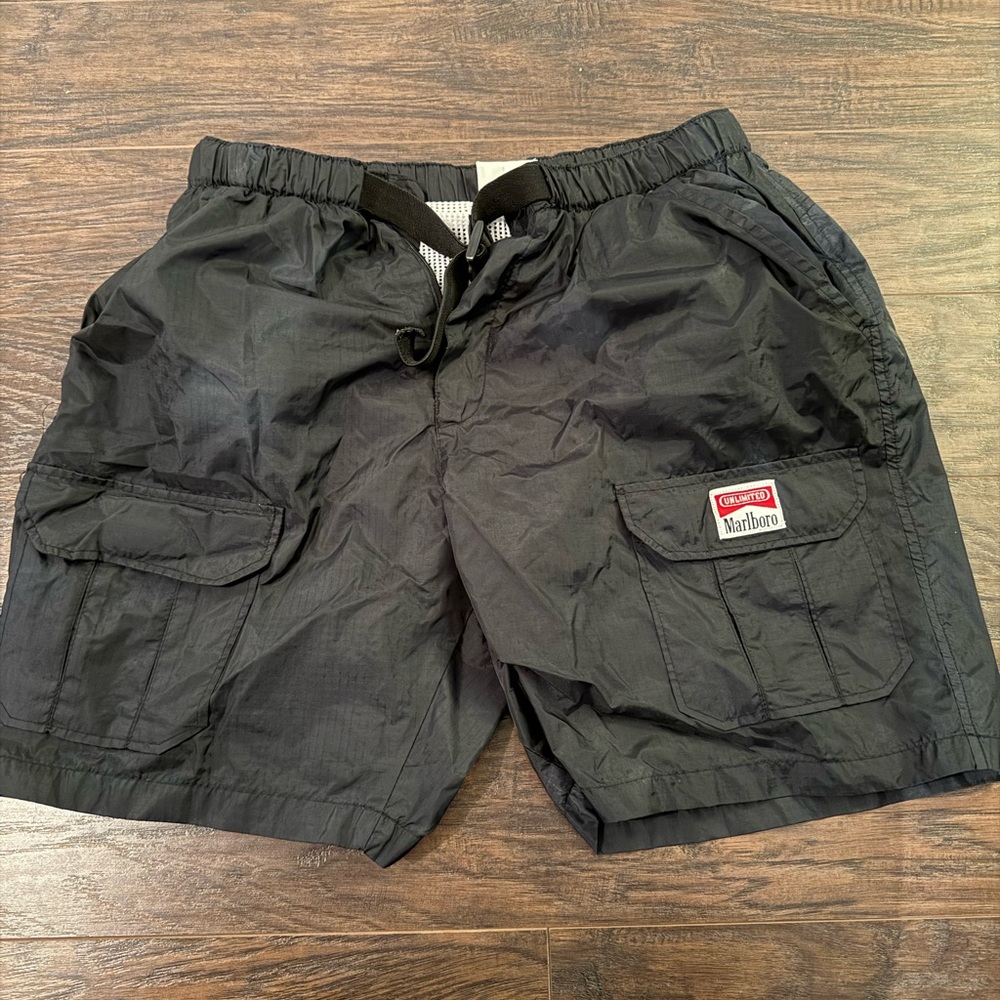 VINTAGE Marlboro Black Cargo Shorts with Relaxed Fit